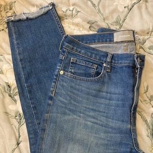Everlane High-Rise Skinny Jean medium blue raw hem